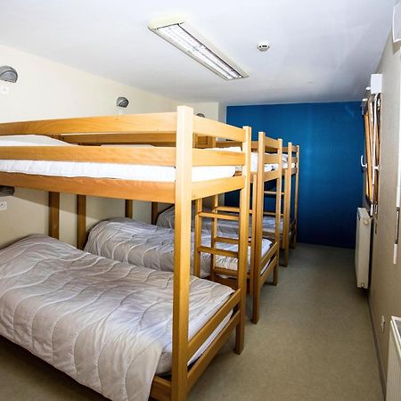 Auberge De Jeunesse Hi Pontarlier Eksteriør billede