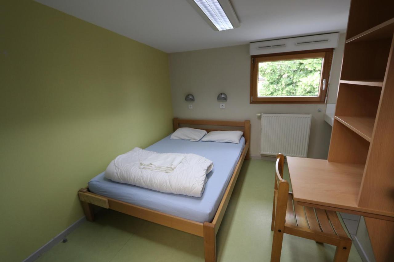 Auberge De Jeunesse Hi Pontarlier Eksteriør billede