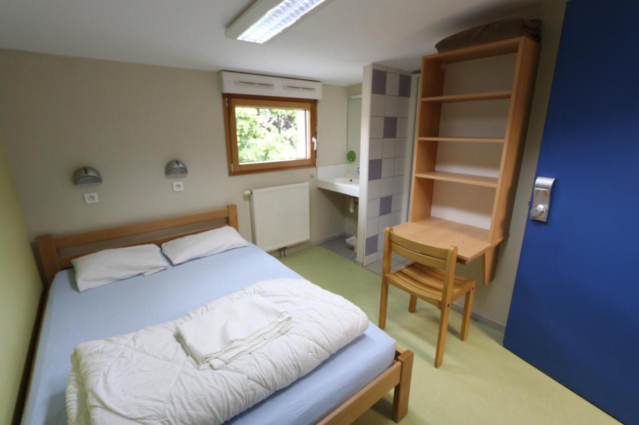 Auberge De Jeunesse Hi Pontarlier Eksteriør billede