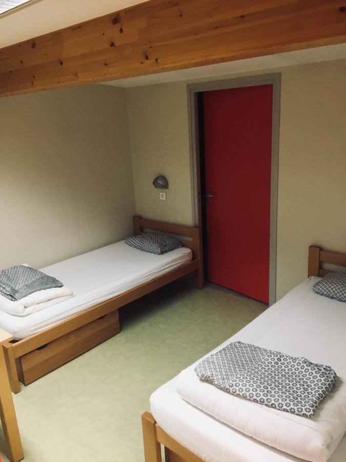 Auberge De Jeunesse Hi Pontarlier Eksteriør billede