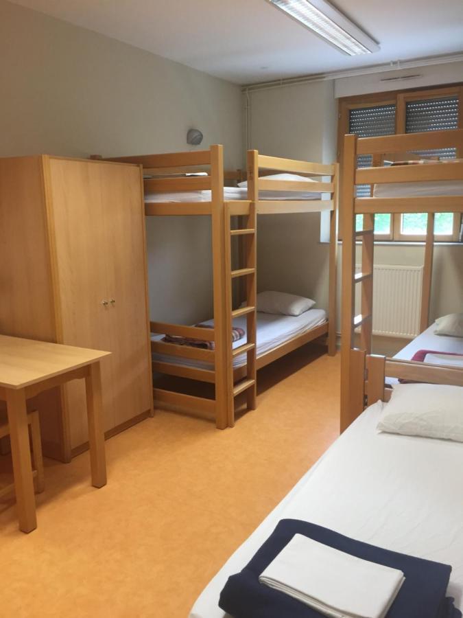 Auberge De Jeunesse Hi Pontarlier Eksteriør billede