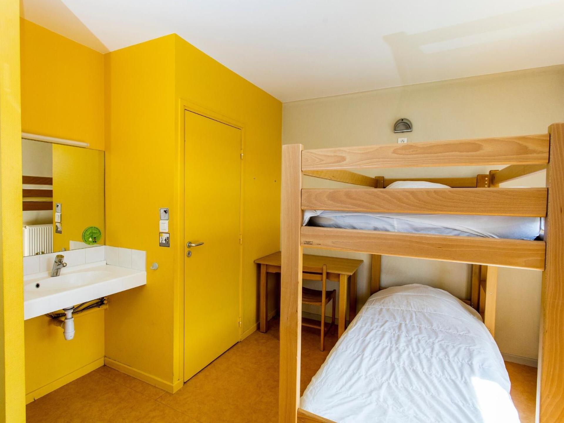Auberge De Jeunesse Hi Pontarlier Eksteriør billede